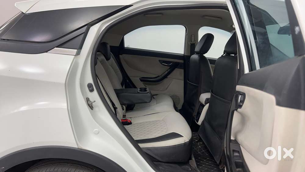 Tata Nexon 1.2 Revotron Xza Plus, 2021, Petrol