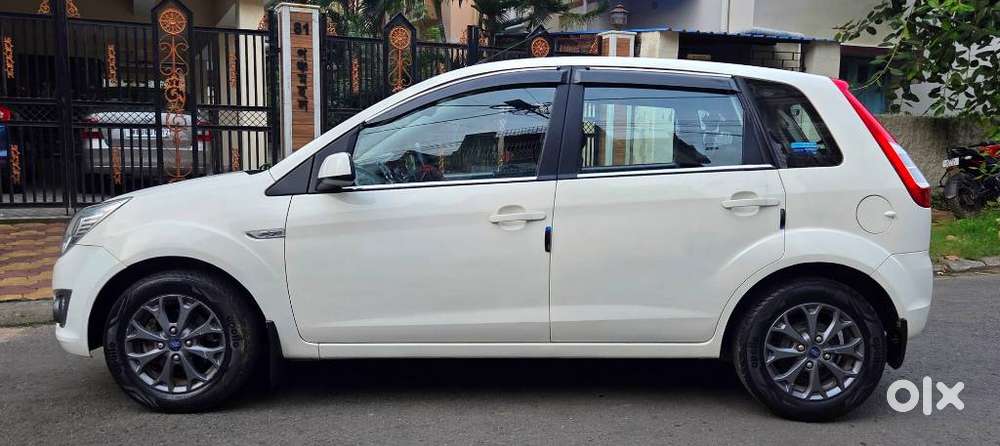 Ford Figo Duratec Titanium 1.2, 2015, Petrol