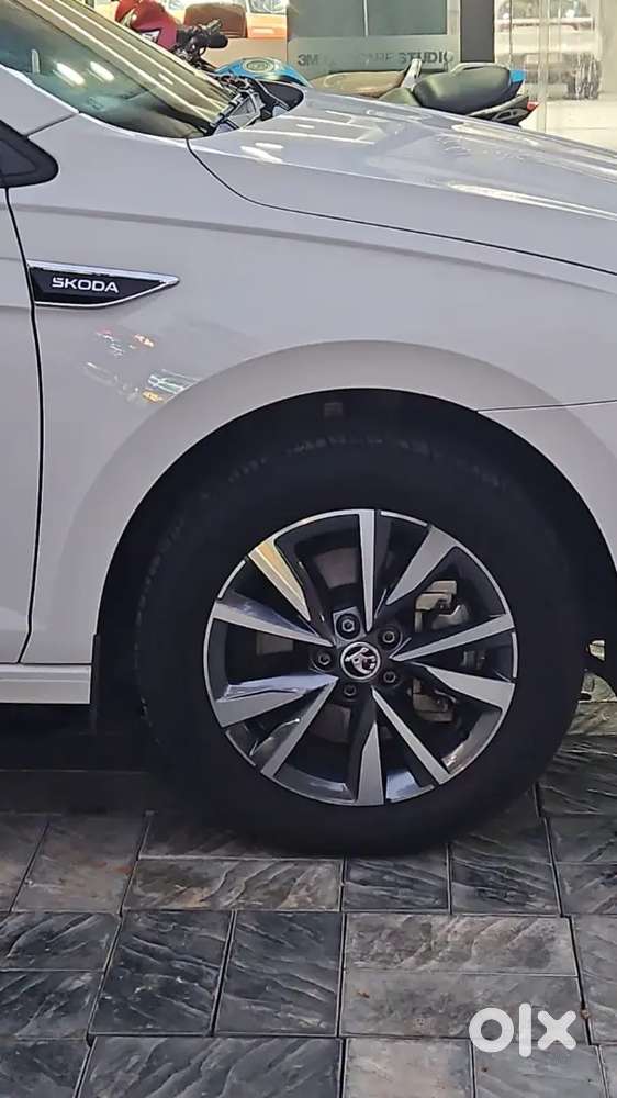 Skoda Slavia 2026 Petrol 4400 Km Driven