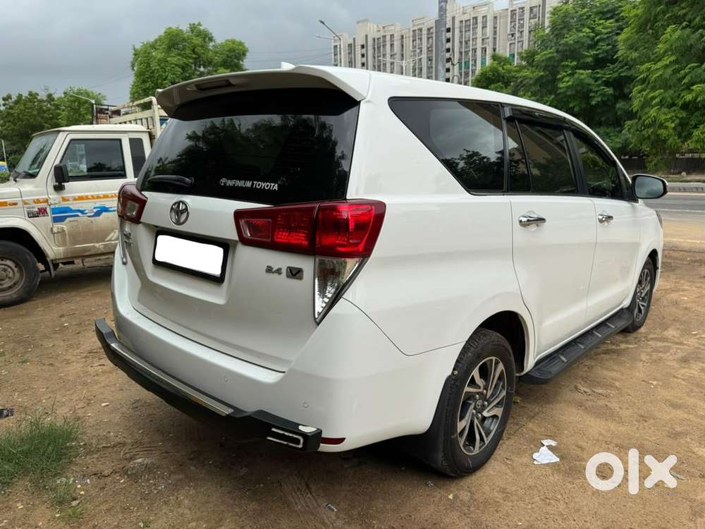 Toyota Innova Crysta 2021 Diesel Manual