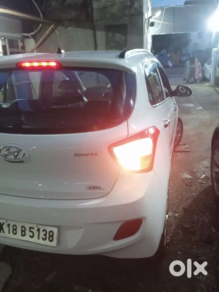 Hyundai Grand I10 2015 Diesel Well Maintained