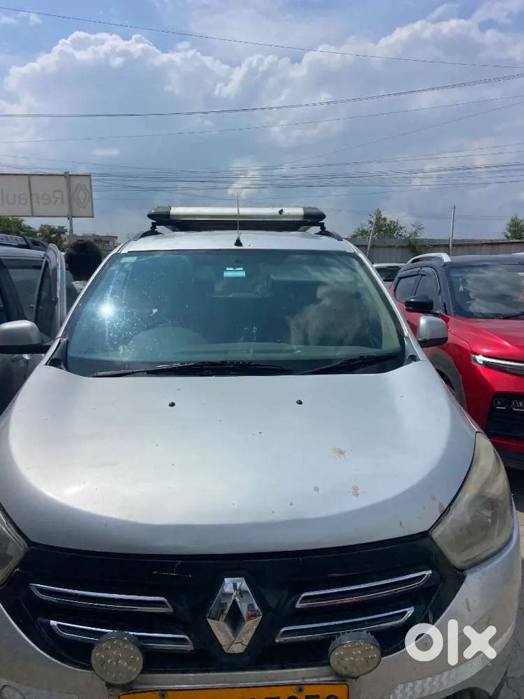 Renault Lodgy 1.5 Rxe 2015