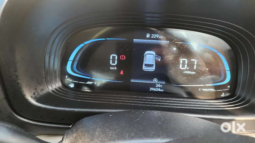 Hyundai Venue 2023 Diesel 39603 Km Driven Good Condition