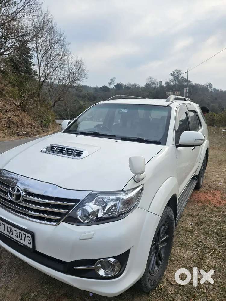 Toyota Fortuner 2015 Diesel 163000 Km Driven