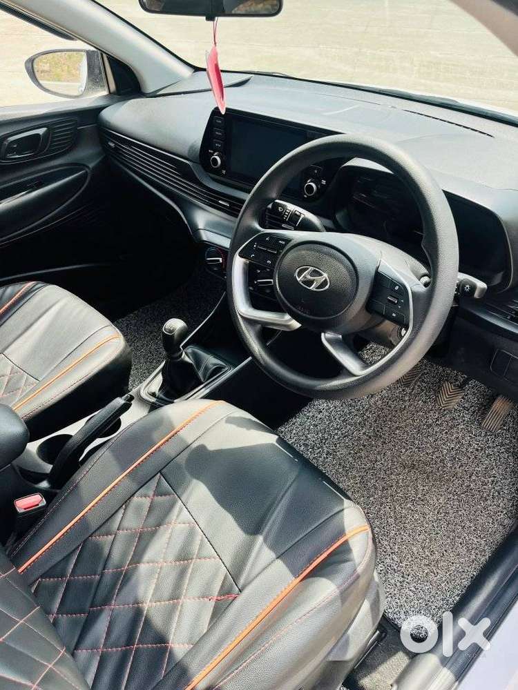 Hyundai I20 Sportz 1.2 Mt Dual Tone, 2021, Petrol