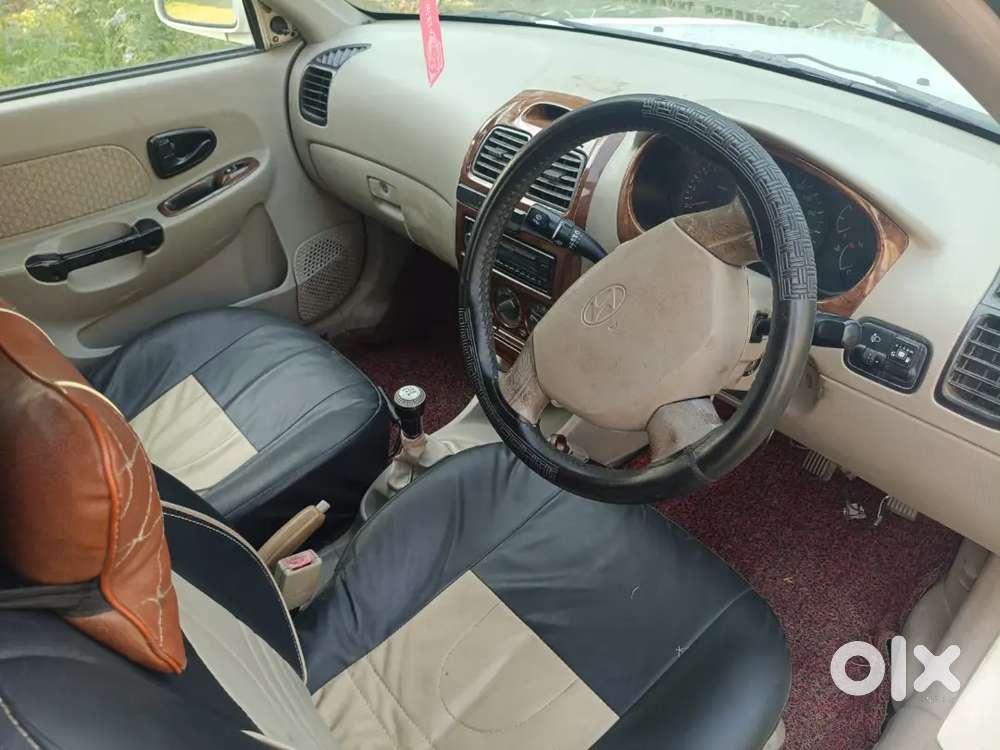 Hyundai Accent 2010 +2031 Tak Vailid Hai  Cng On Pepar Hai