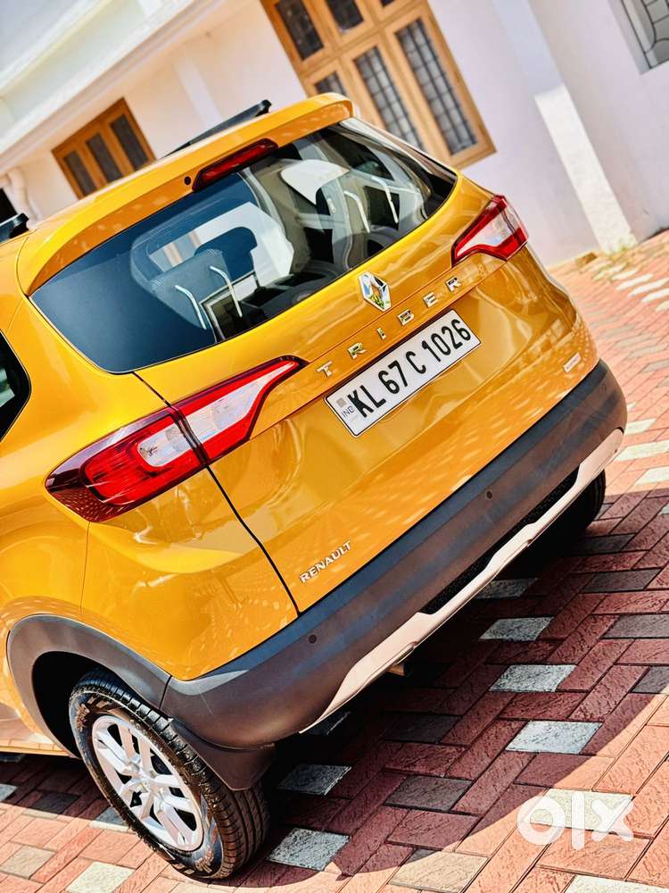 Renault Triber Rxt, 2020, Petrol