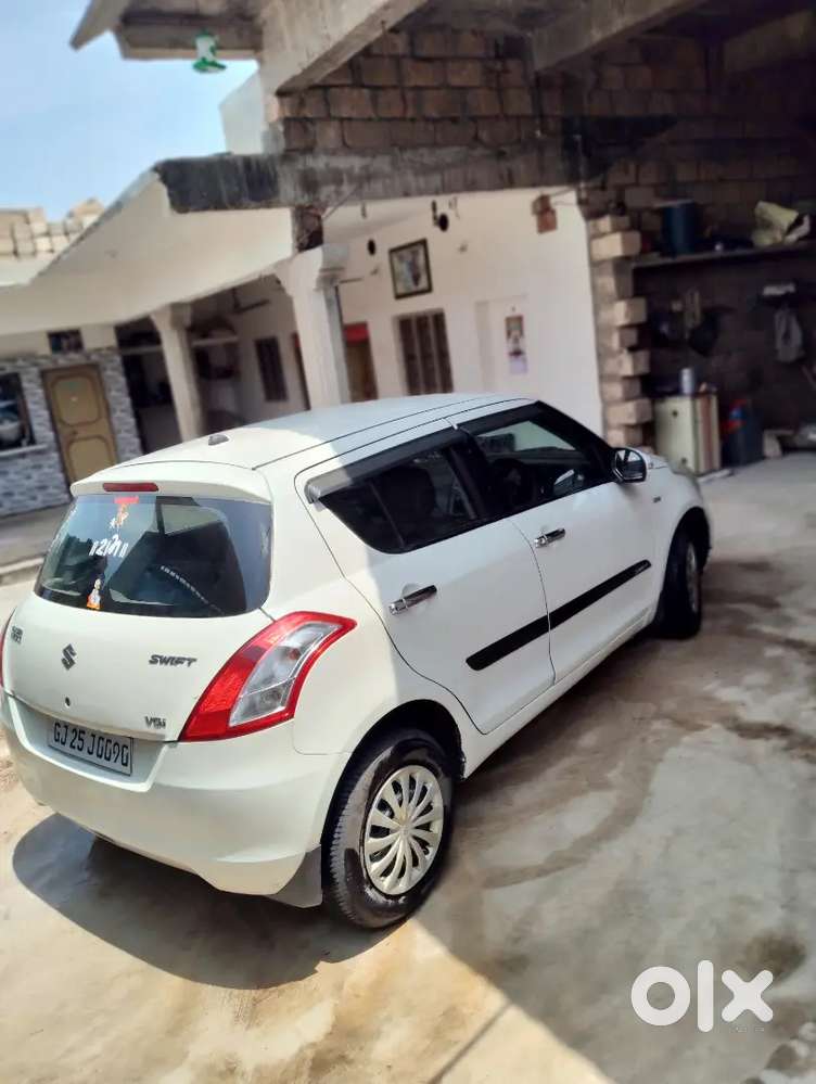 Maruti Suzuki Swift 2012