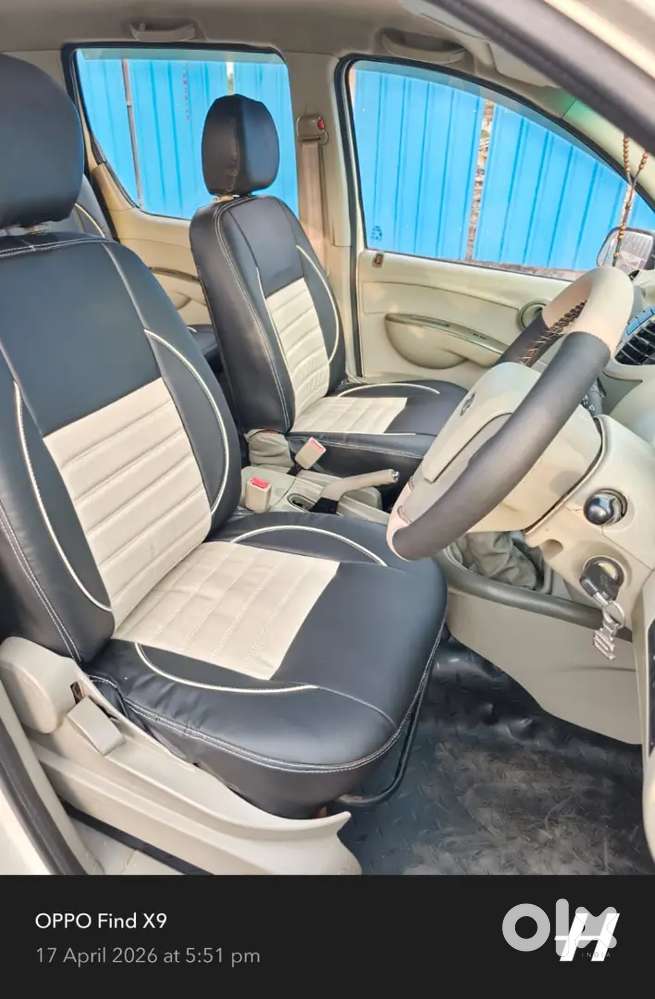 2013 Diesel 7 Sitter Car