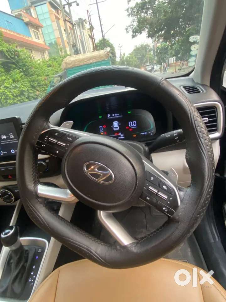 Hyundai Venue 1.0 S (o) Turbo Dct, 2024, Petrol