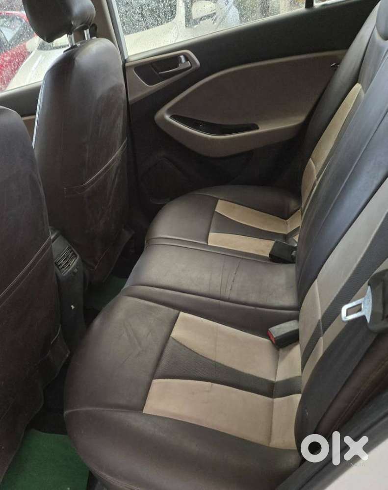 Hyundai I20 1.4 Sportz, 2015, Petrol