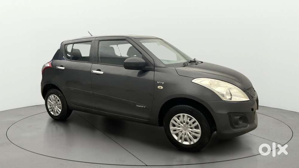 Maruti Suzuki Swift 1.2 Lxi (o), 2017, Petrol