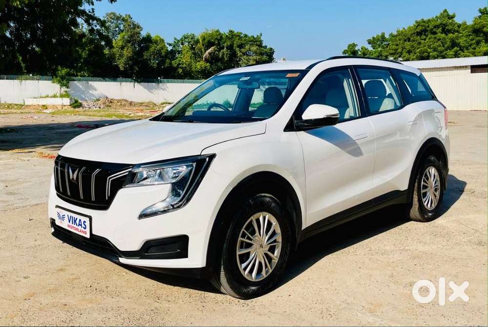 Mahindra Xuv700 2.2 Ax 5 Diesel Mt 7 Str, 2025, Diesel