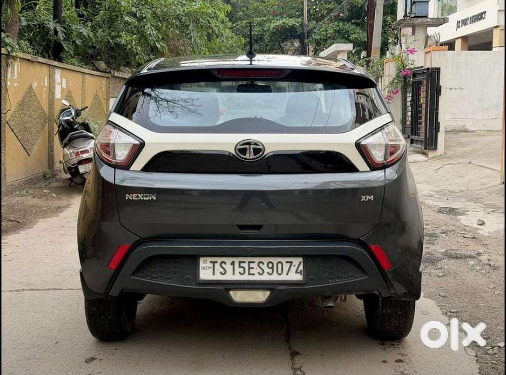 Tata Nexon 1.5 Revotorq Xm, 2018, Diesel
