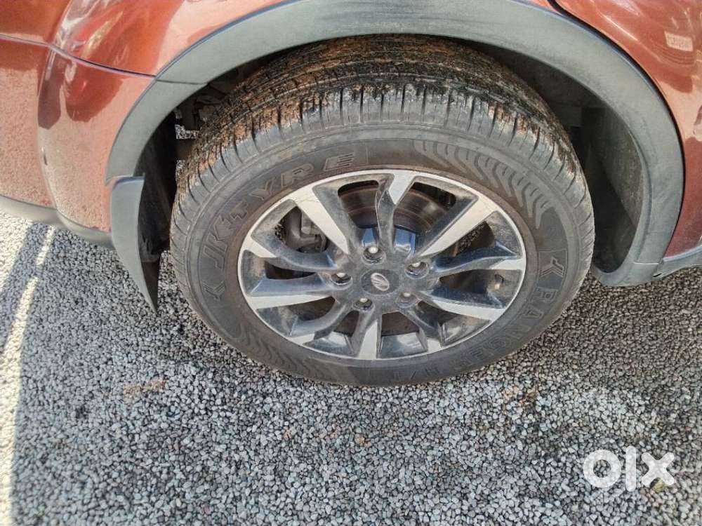 Mahindra Xuv500 W11, 2020, Diesel