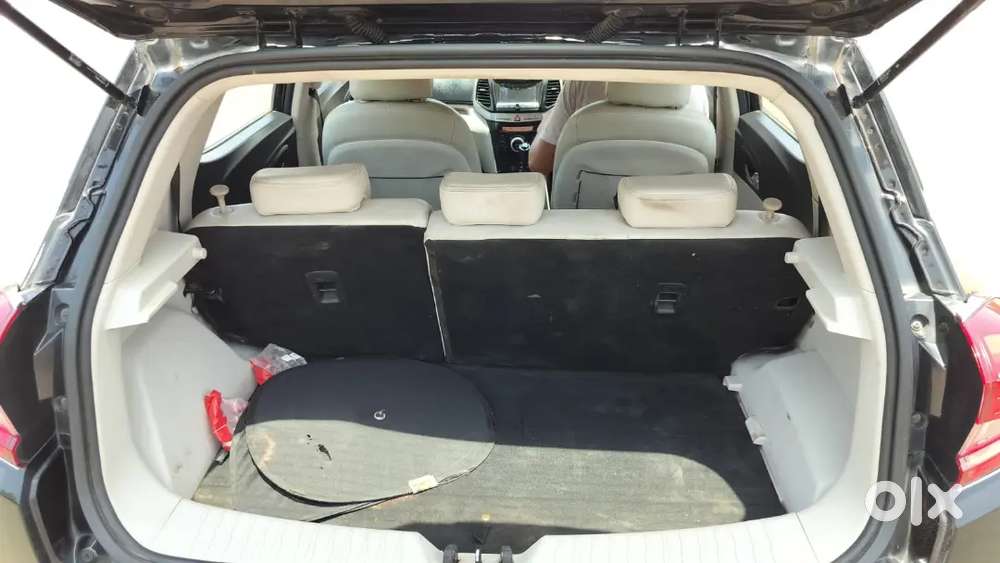 Mahindra Xuv300 2022