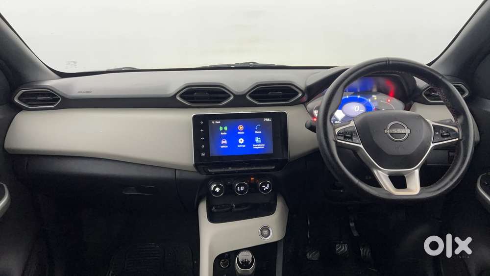 Nissan Magnite 1.0 Xv, 2021, Petrol