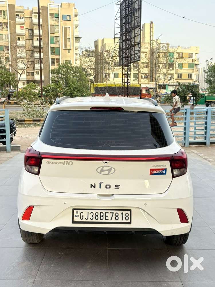 Hyundai Grand I10 Nios Sportz, 2023, Petrol
