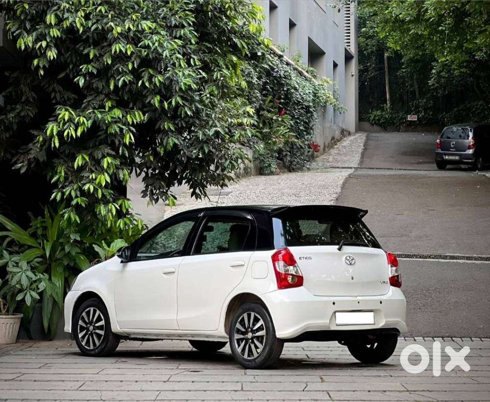 Toyota Etios Liva 1.4 Vxd Dual Tone, 2017, Diesel