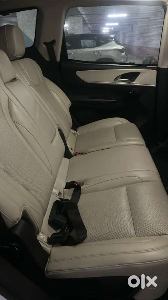 Mahindra Xuv700 2024 Model