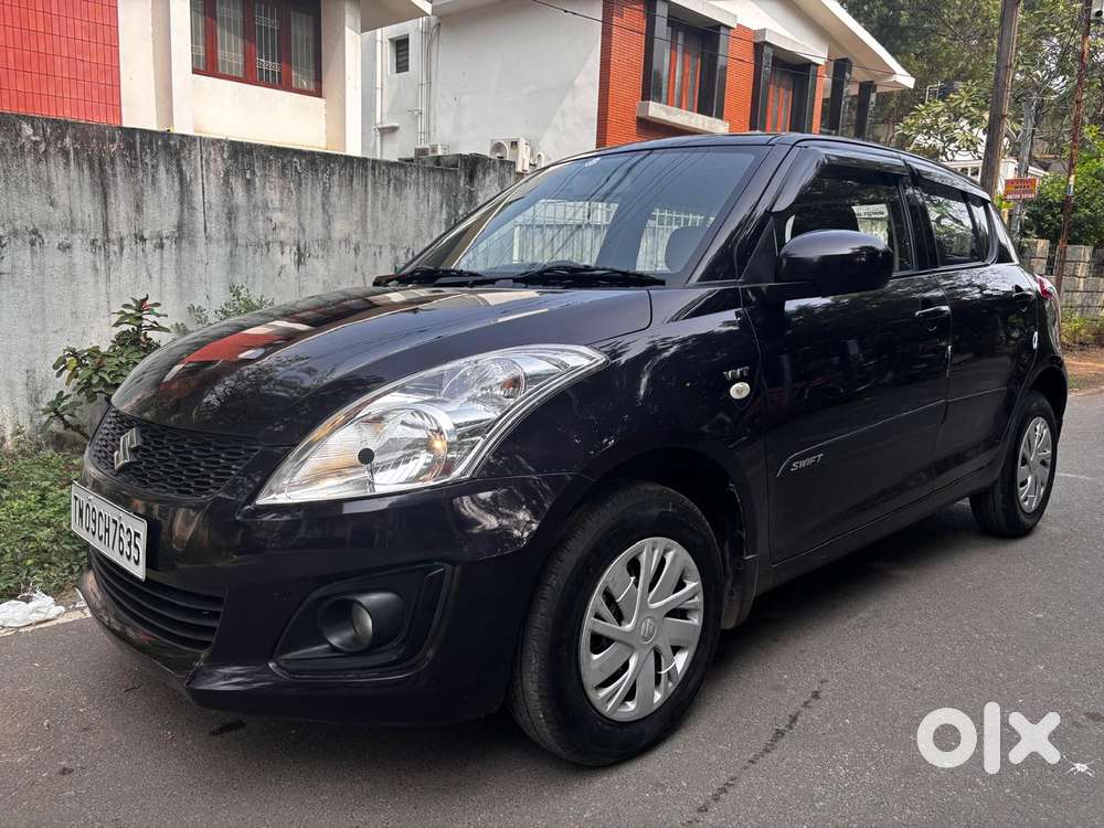 Maruti Suzuki Swift Lxi Optional-o, 2017, Petrol