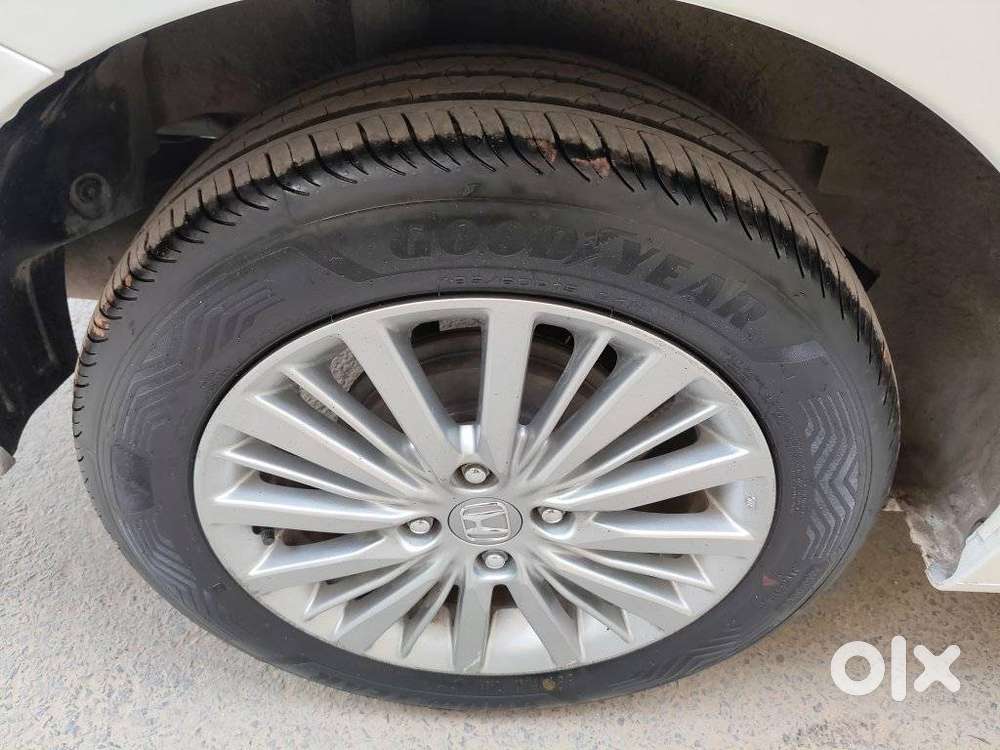 Honda City 1.5 V 4th Gen I-vtec Mt, 2022, Petrol