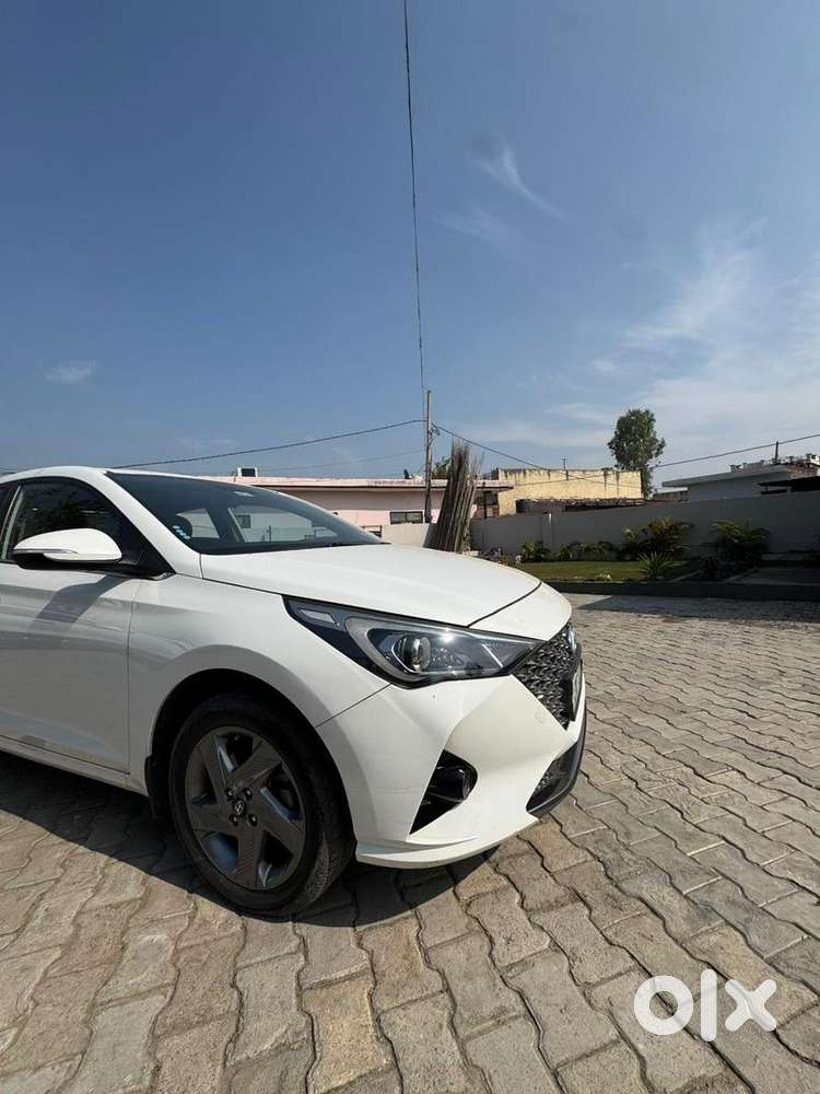 Hyundai Verna 2022 Diesel 49000 Km Driven