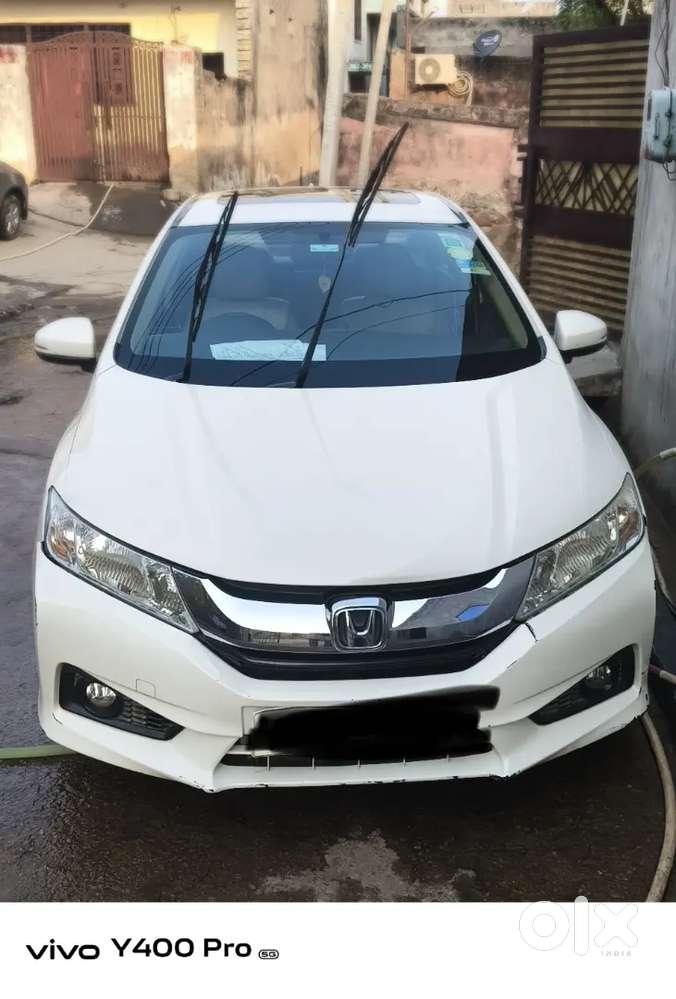 Honda City Auto Petrol Sunroof