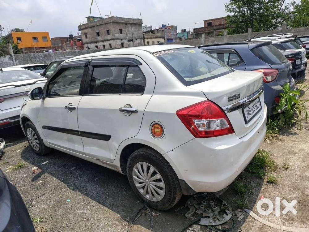 Maruti Suzuki Swift Dzire 1.2 Vxi Bsiv, 2017, Petrol