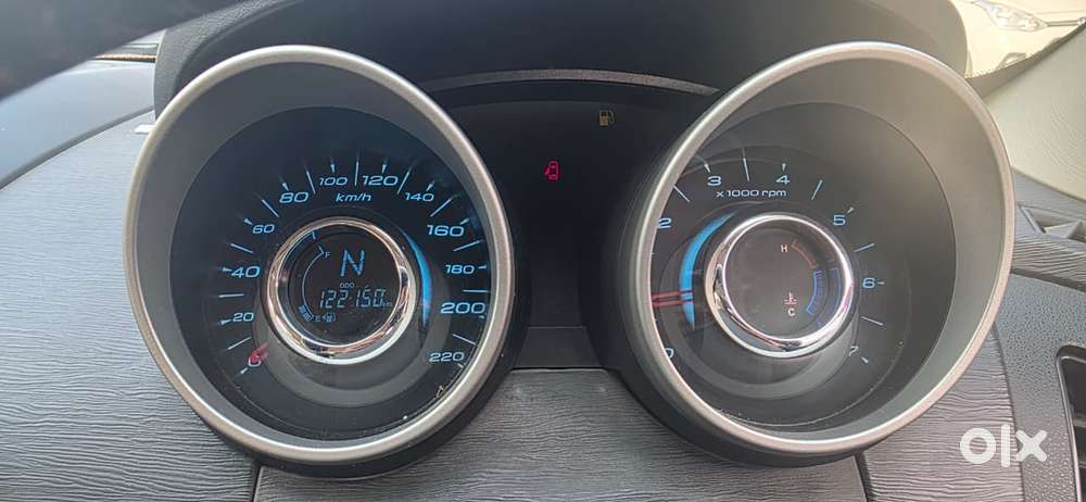 Mahindra Xuv500 2.2 W10, 2015, Diesel