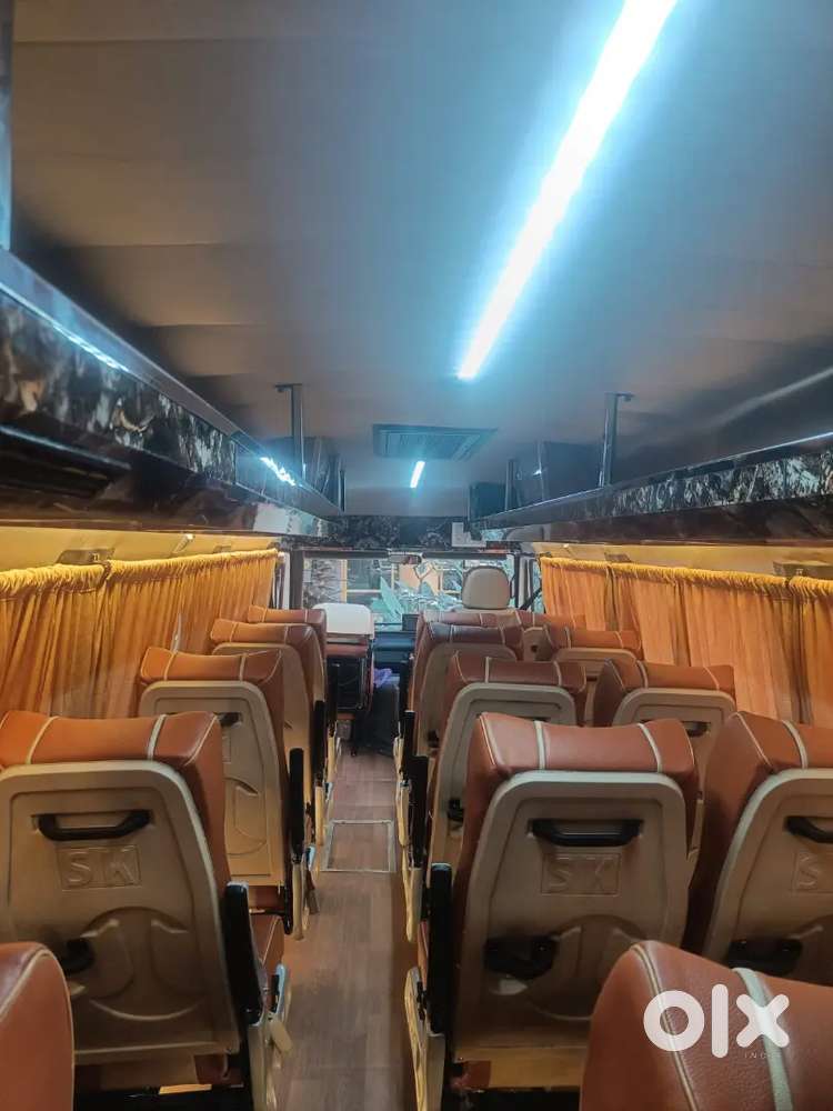 20 Seater Tempo Traveller