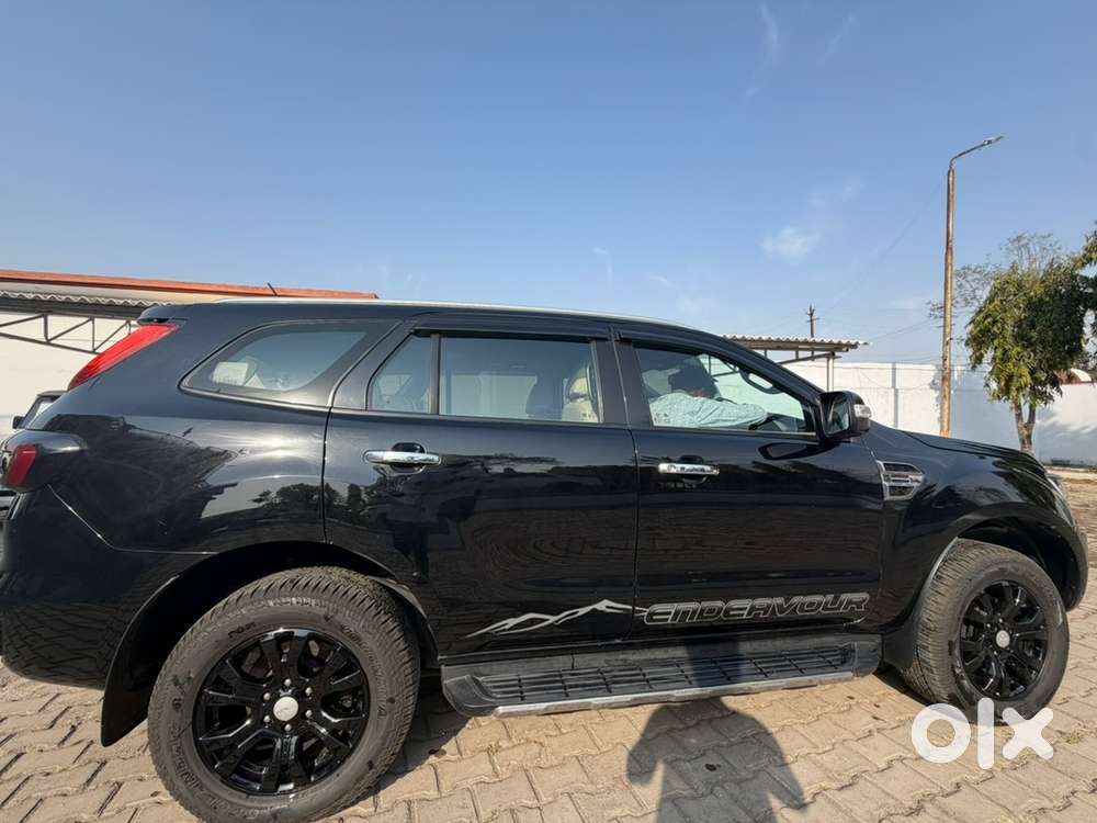 Ford Endeavour 2021 Well Maintained