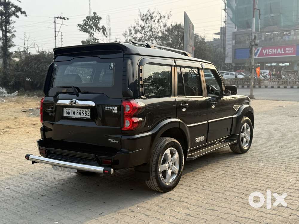 Mahindra Scorpio Classic 2.2 S 11 Mt 7 Cc, 2022, Diesel