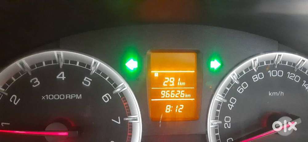 Maruti Suzuki Swift Vxi With Abs, 2012, Petrol