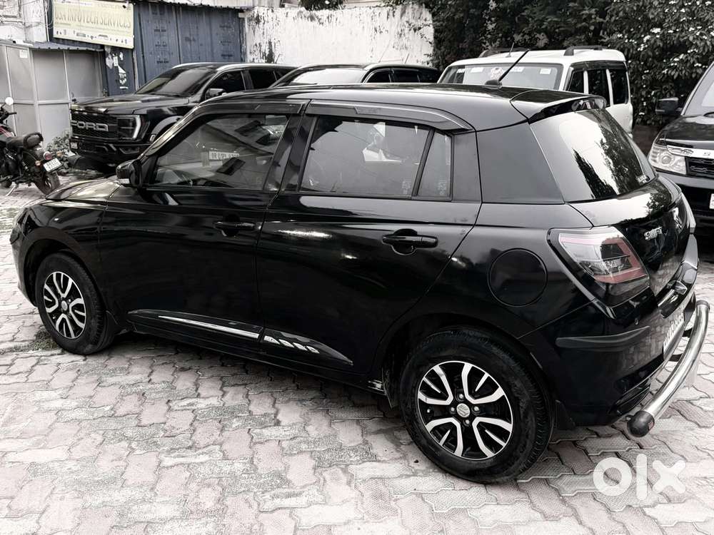 Maruti Suzuki Swift Vxi Ags, 2025, Petrol