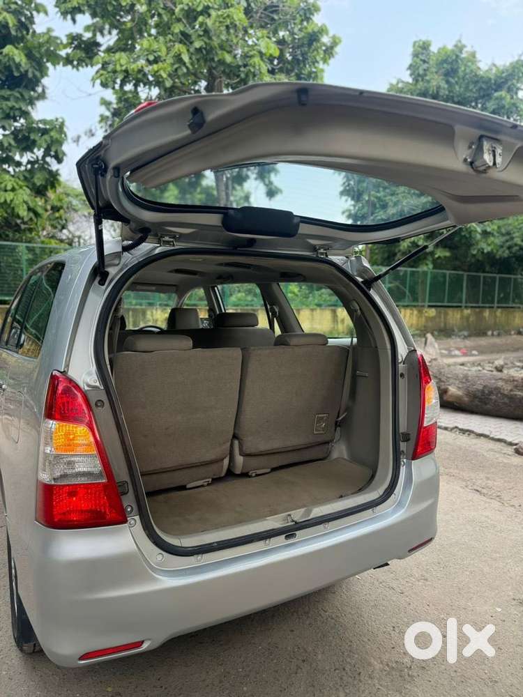 Toyota Innova 2.5 Vx 8 Str, 2014, Diesel