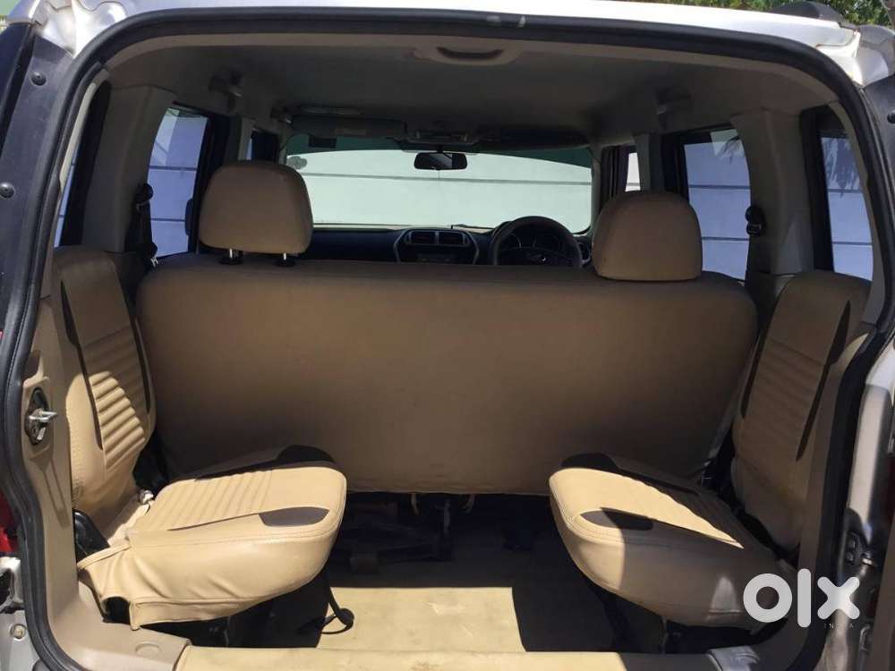 Mahindra Tuv 300 T10, 2018, Diesel