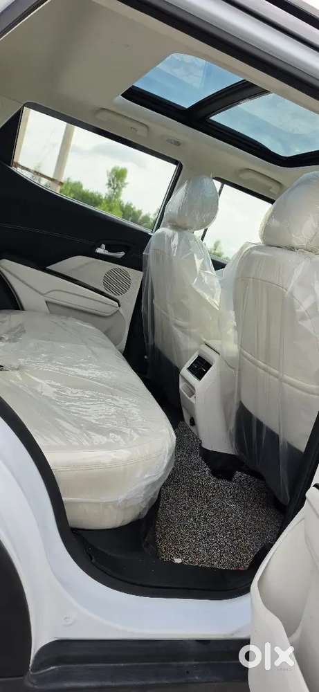 As01gm7943  Mahindra Xuv 3xo 2025