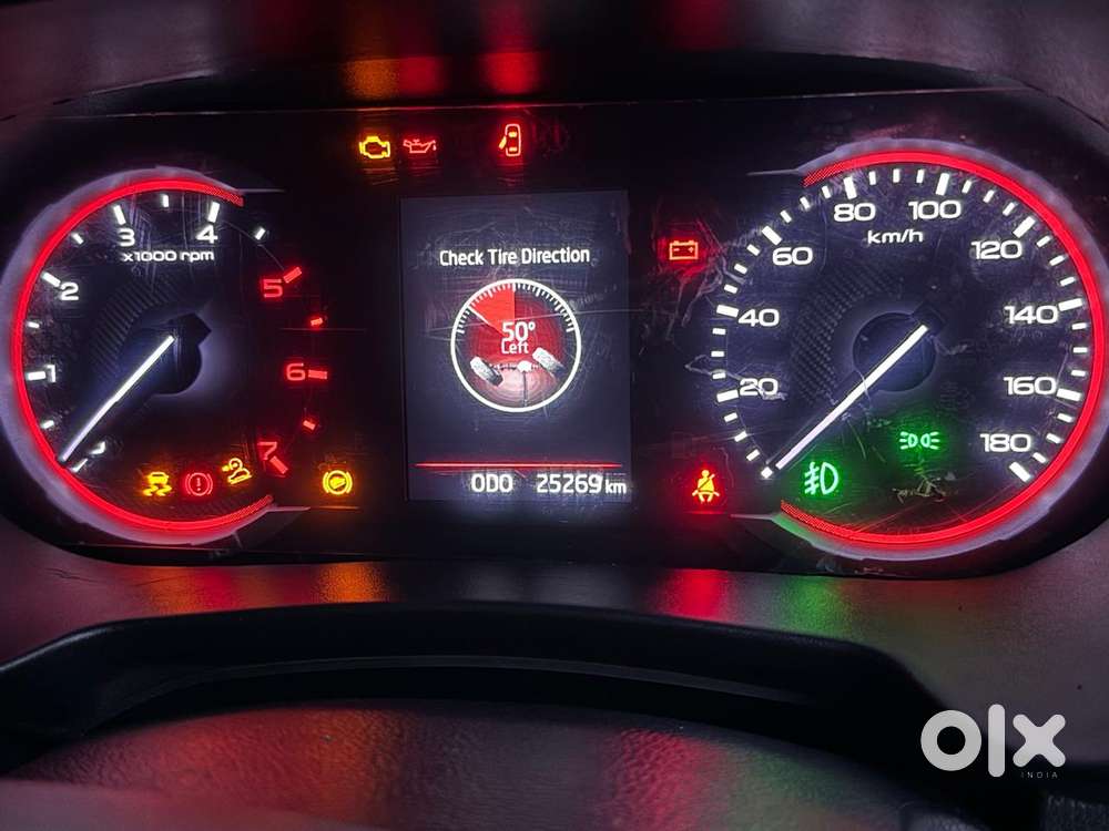 Mahindra Thar 2.2 Ax (o) Convertible Diesel Mt 4wd, 2024, Diesel