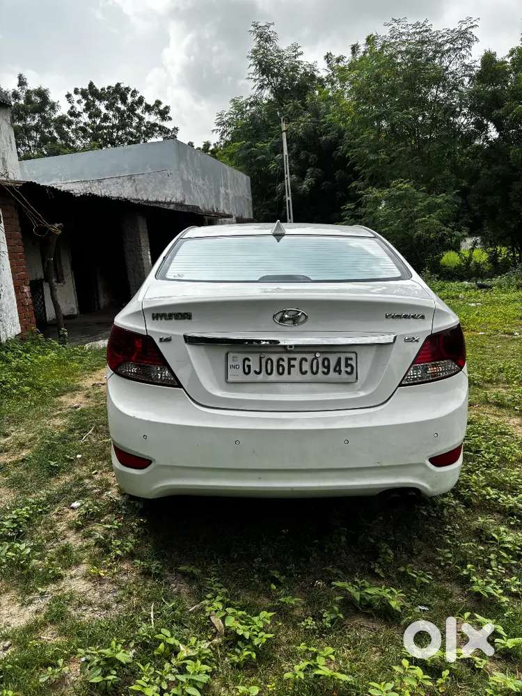 Hyundai Verna Crdi 2012