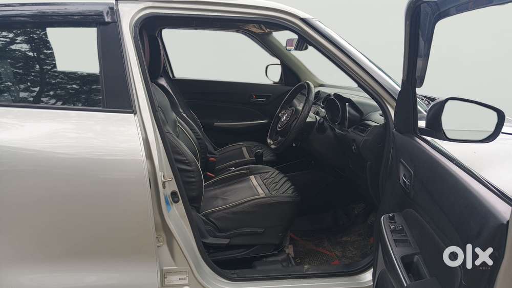 Maruti Suzuki Swift 1.3 Zxi, 2020, Petrol