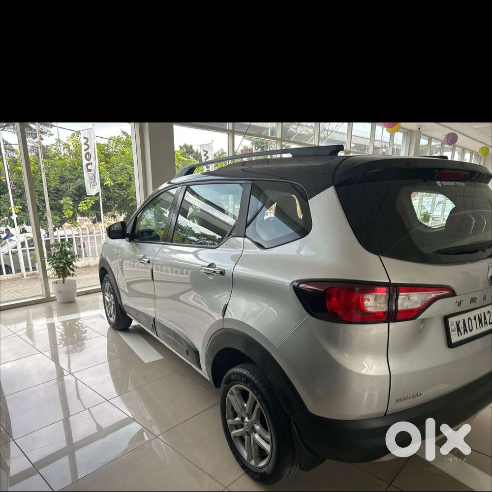 Renault Triber Rxz, 2023, Petrol