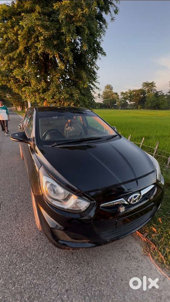 Hyundai Fluidic Verna 2011