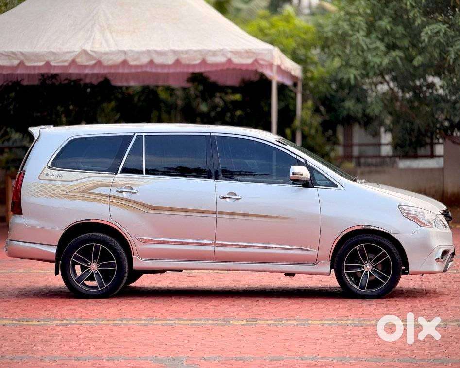 Toyota Innova 2.5 Vx 7 Str Bs-iii, 2013, Diesel