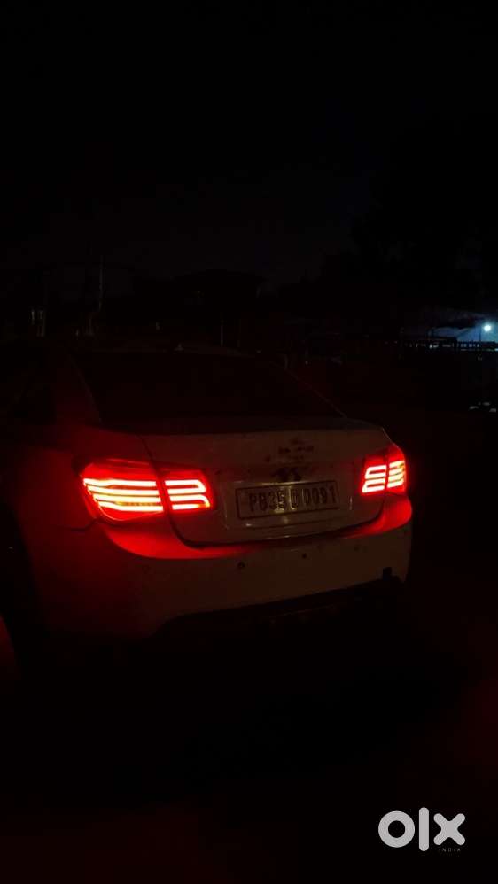 Chevrolet Cruze 2011 Car