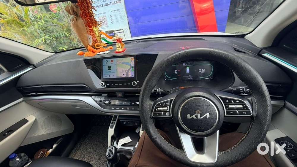 Kia Carens 2023 Petrol Good Condition