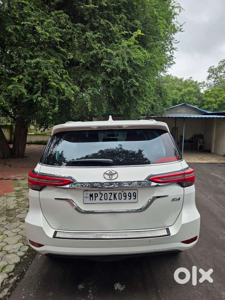 Toyota Fortuner 2024 Diesel At