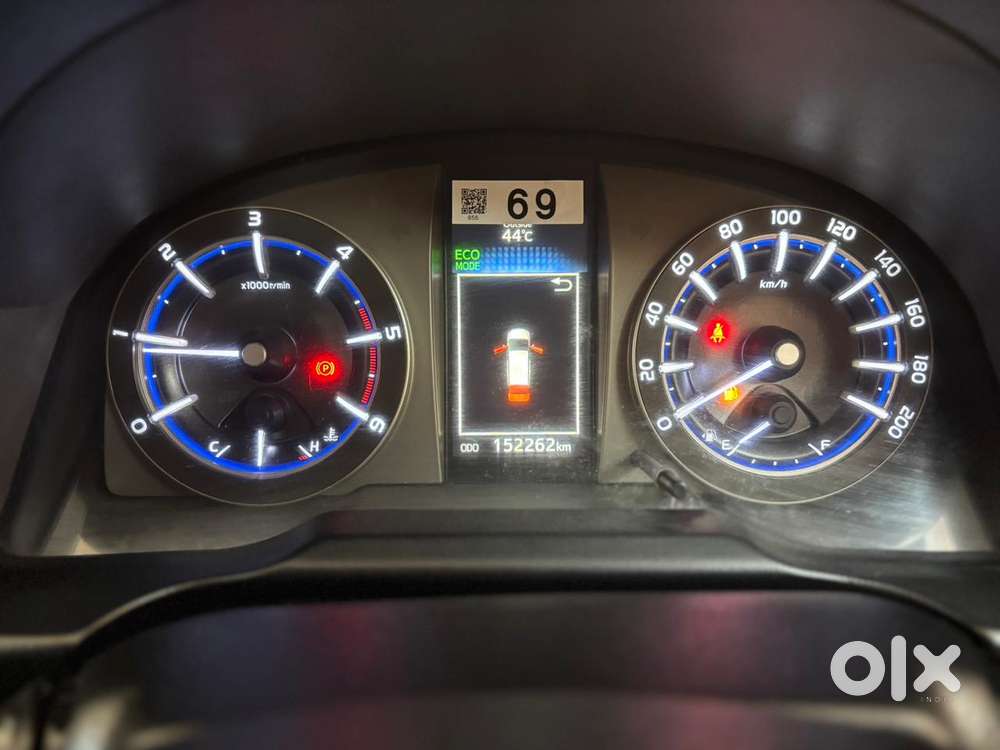 Toyota Innova Crysta 2.4 Z 7 Str, 2016, Diesel