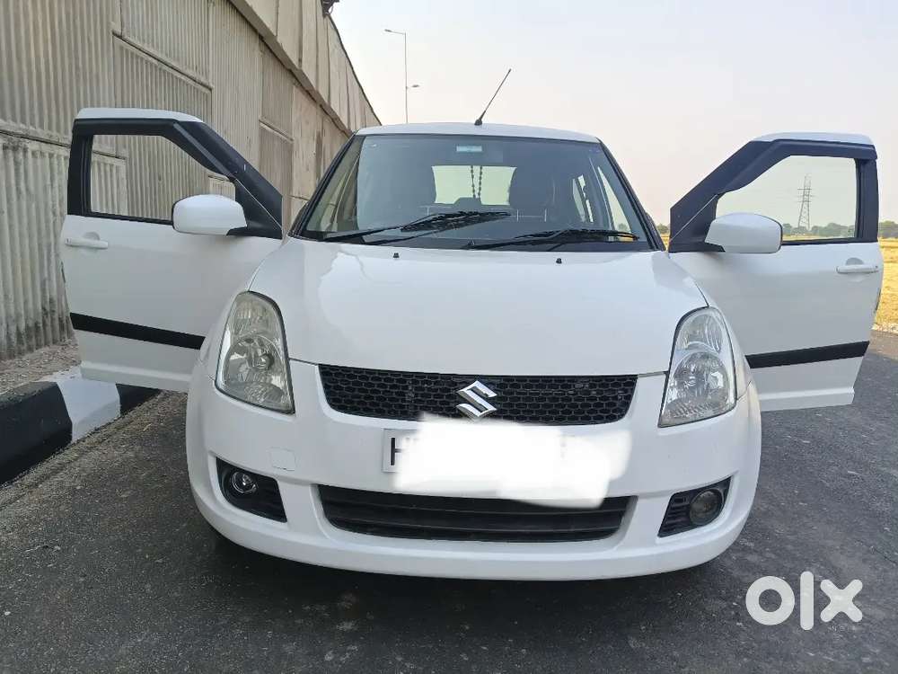 Maruti Suzuki Swift Dzire Tour 2016 Diesel 130000 Km Driven