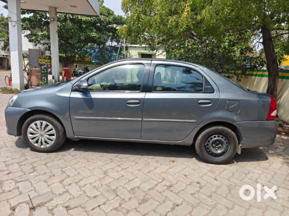 Toyota Etios 1.5 V, 2017, Petrol